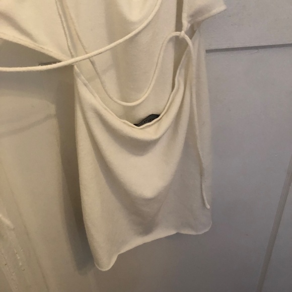 No tags Terry like beach cover for on the beach. Criss cross ties - like new - Picture 4 of 9